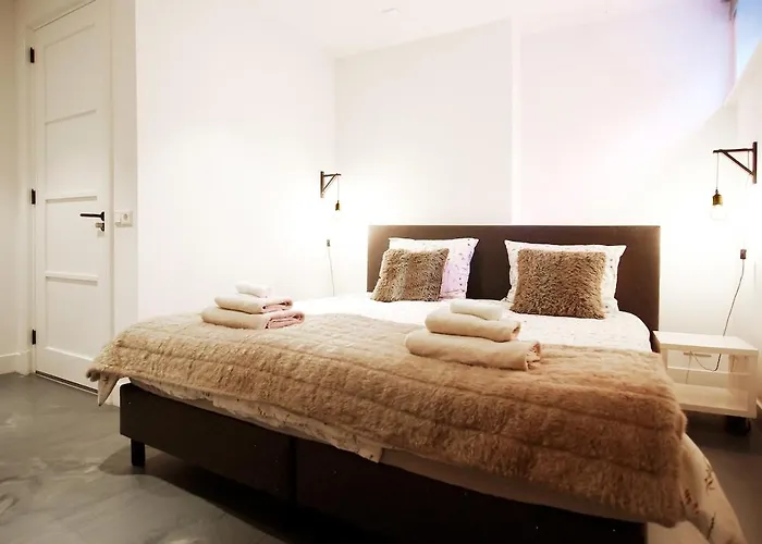 Apartment Two Tulips Dutch Retreat Hillegom